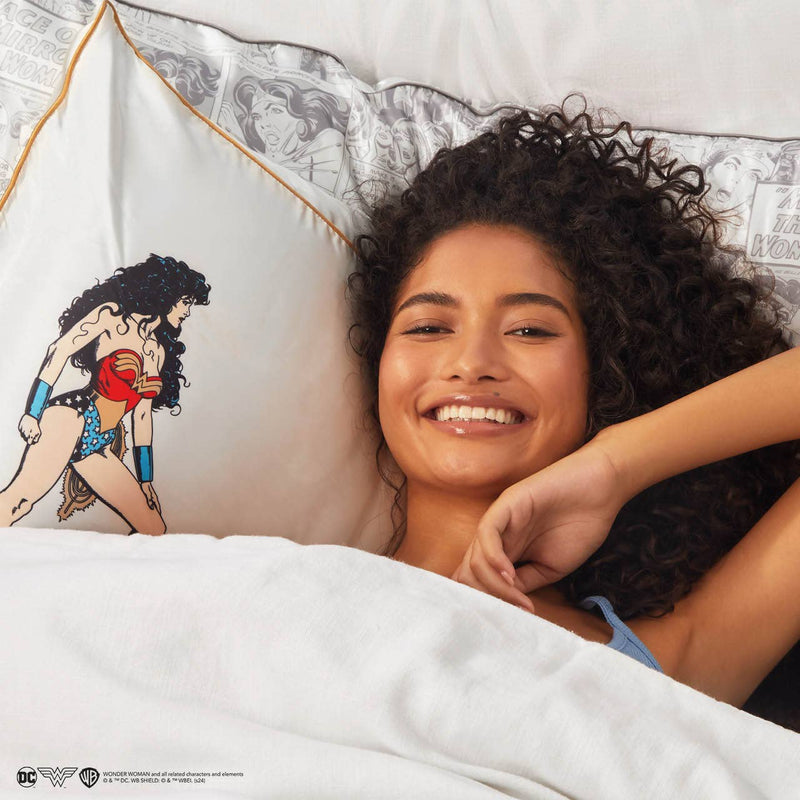 Wonder Woman x kitsch Satin Pillowcase- Believe In Wonder