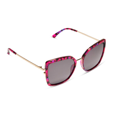 Diff Eyewear Clarisse new with case  Pink and Gold Sunglasses Clarisse Cateye Sunglasses | Pink Crystal & Wine Gradient  main image 3
