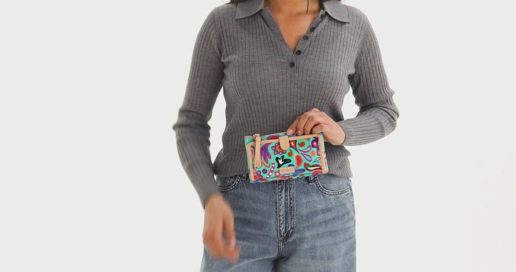 Tasha Slim Wallet - official Consuela video 1