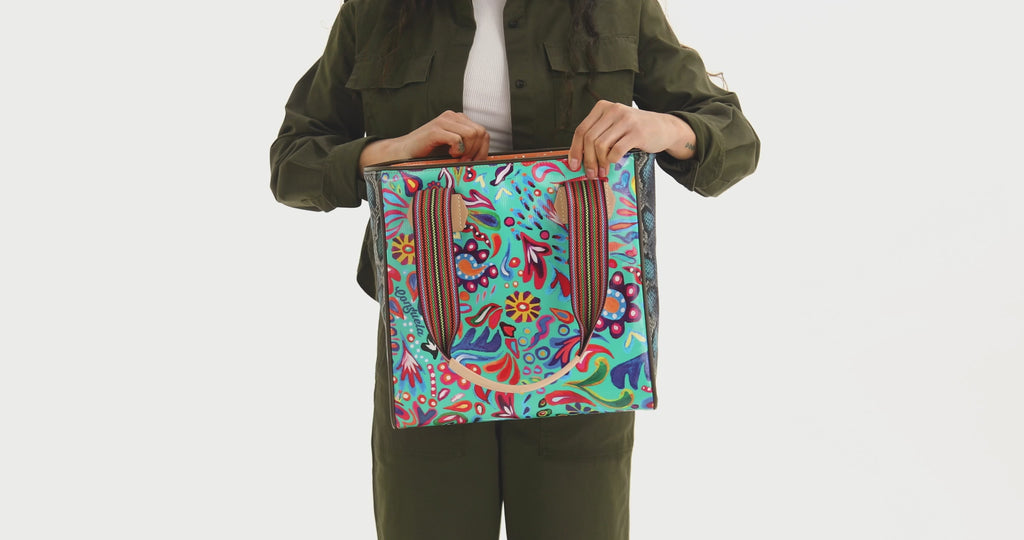 Tasha Classic Tote - official Consuela video 2