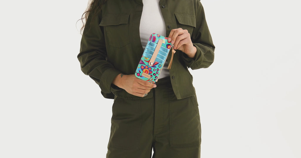 Tasha Card Organizer - official Consuela video 1