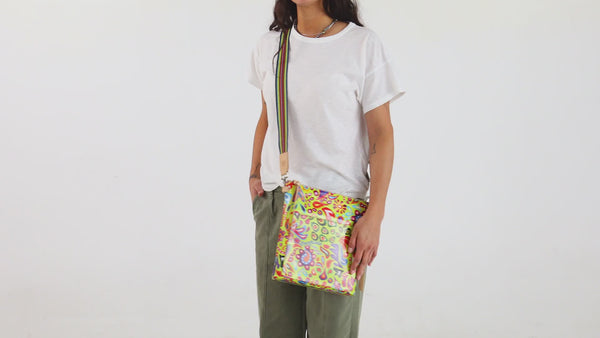 Limon Tour Crossbody
