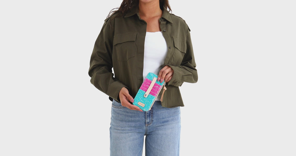 Shay Card Organizer - official Consuela video 1