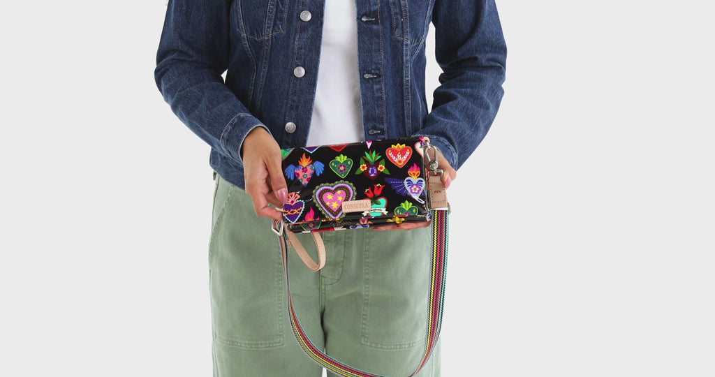 Vida Uptown Crossbody - official Consuela video 2