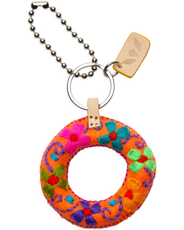 CONSUELA ORANGE FELT ALPHABET CHARM "O" CHRM3653FOCOOS